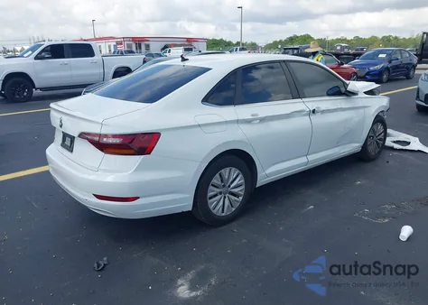 2019 Volkswagen Jetta 1.4T R-Line/1.4T S/1.4T Se from USA, damaged, VIN 3VWC57BU5KM179110